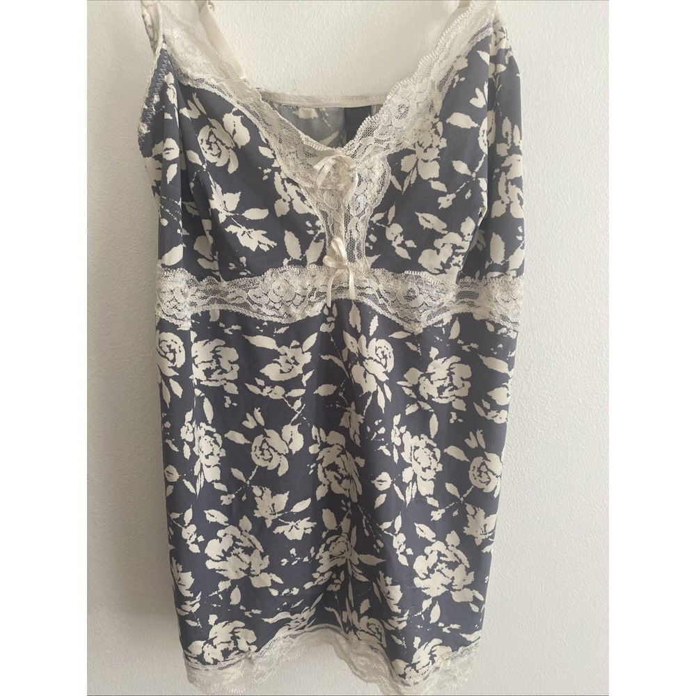 Y2K Babydoll Lace Trim Cami Camisole Empire Waist Gray Floral Medium